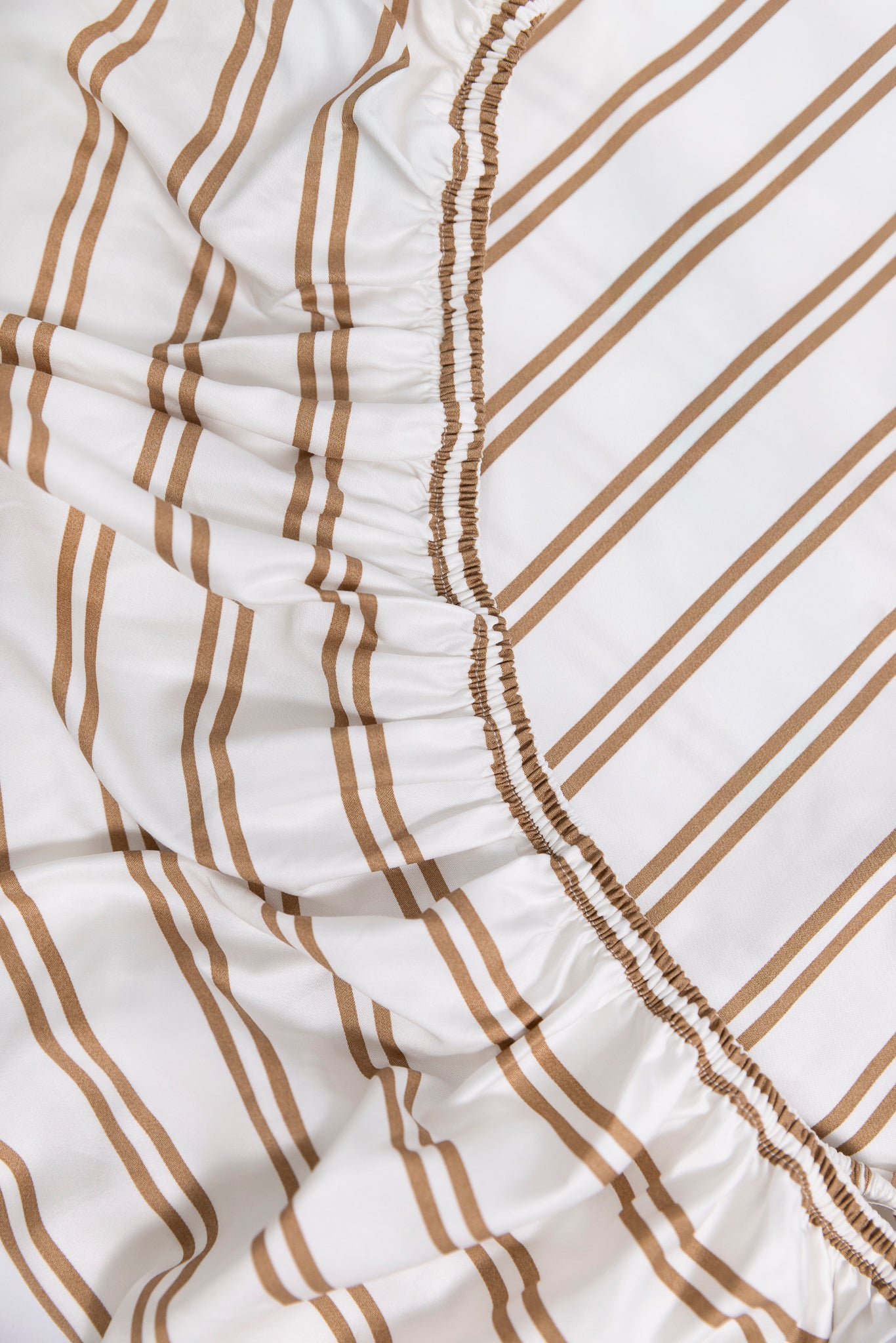 PRE-ORDER - Caramel & White Stripe Sheet Set