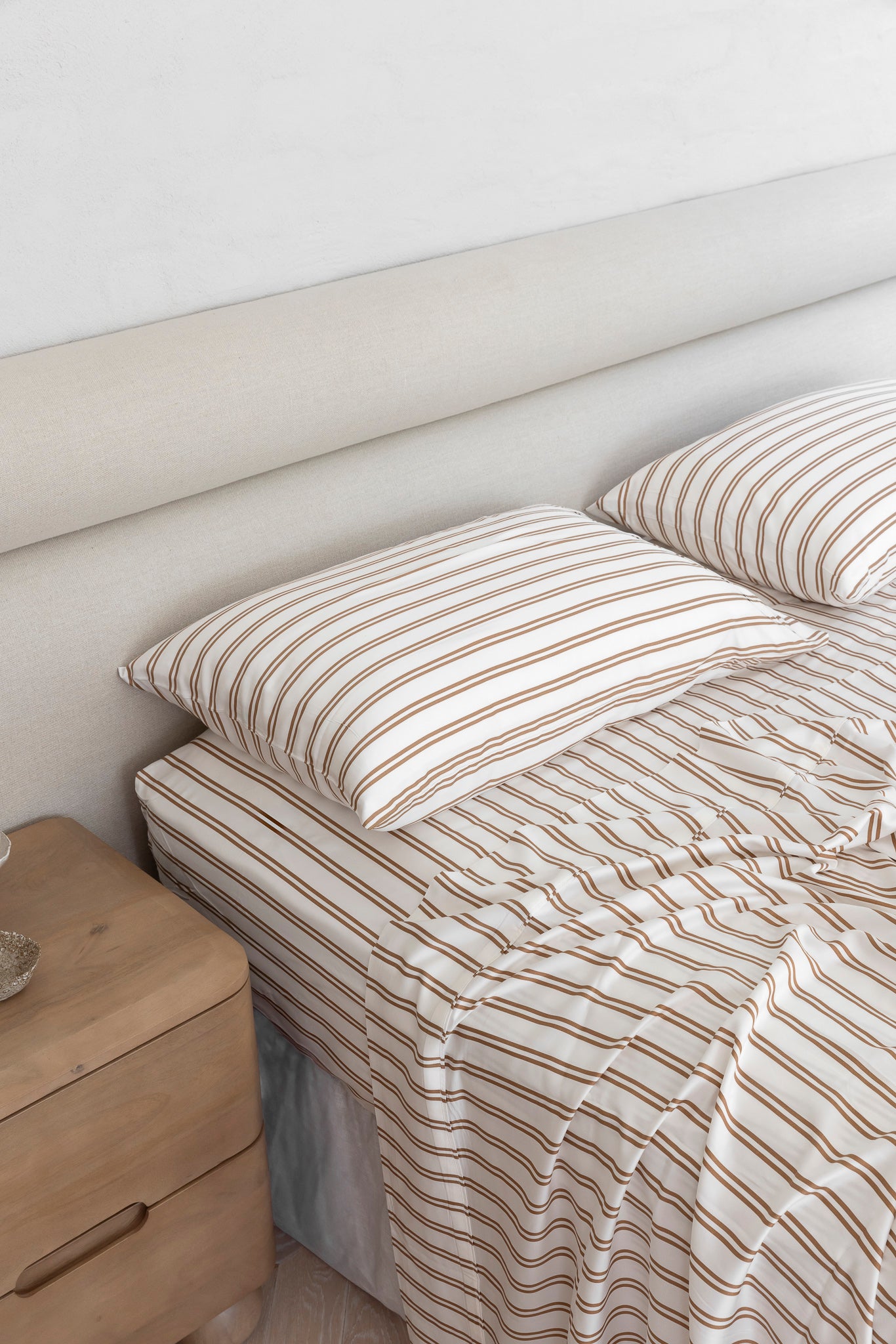 PRE-ORDER - Caramel & White Stripe Sheet Set