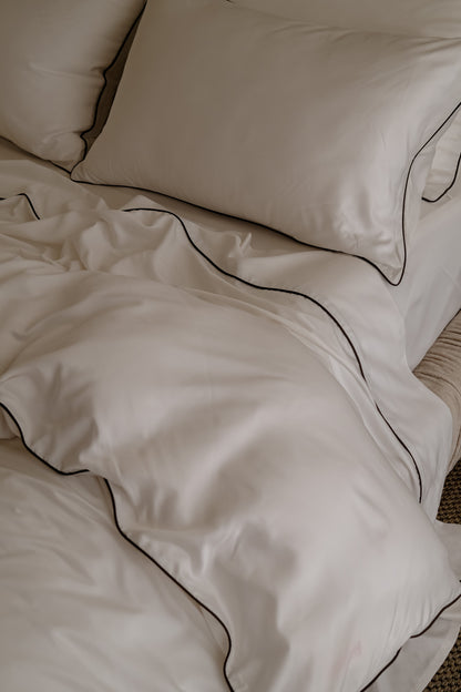 White Chocolate Piping Duvet Set