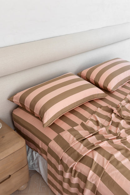 Strawberry & Caramel Sheet Set