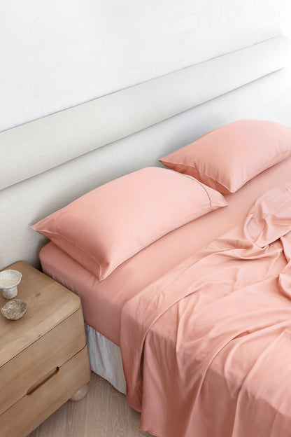 Strawberry Sheet Set